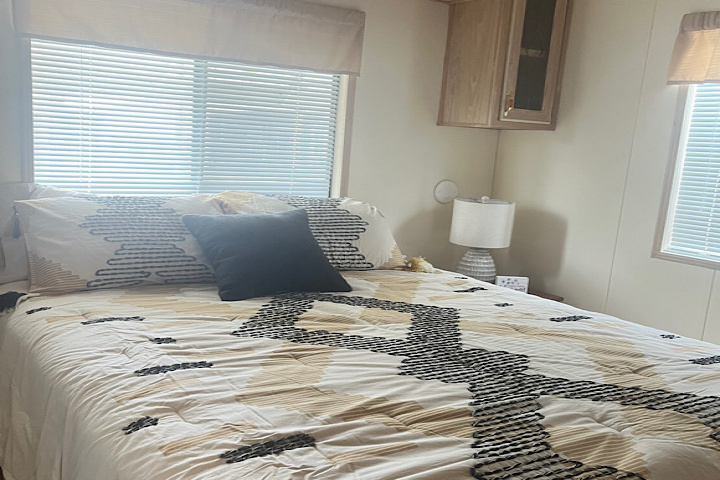 East : 8989 E Escalante RD, Tucson, Arizona 85730, 1 Room Rooms,1 BathroomBathrooms,For Sale - Pet,For Sale,E Escalante ,1403