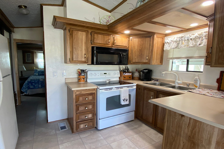 East : Unit 134 8989 E Escalante Rd Rd, Tucson, Arizona 85730, 1 Room Rooms,1 BathroomBathrooms,For Sale - Pet,For Sale,8989 E Escalante Rd,1421