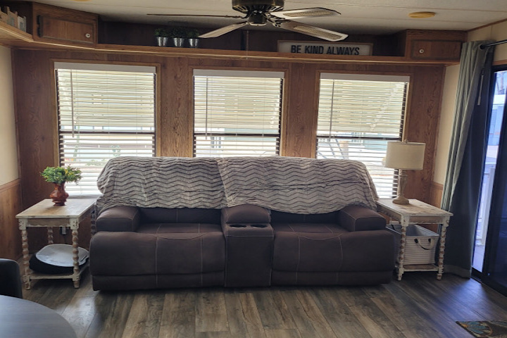 East : 8989 E. Escalante Rd, Tucson, Arizona 85730, 1 Room Rooms,1 BathroomBathrooms,For Sale - Pet,For Sale,E. Escalante,1435