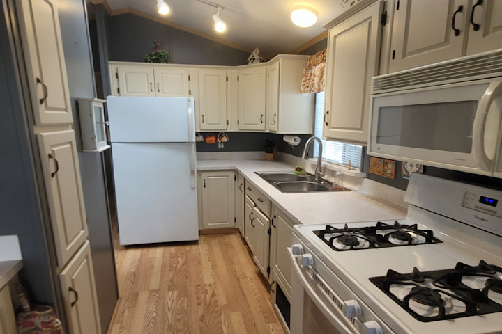 East : 8989 E. Escalante Rd, Tucson, Arizona 85730, 1 Room Rooms,1 BathroomBathrooms,For Sale - Pet,For Sale,E. Escalante,1445