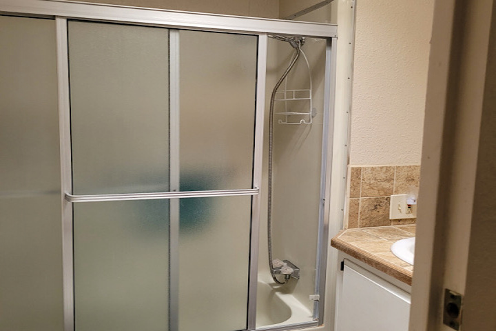 East : Unit 81 8989 E Escalante Rd Rd, Tucson, Arizona 85730, ,1 BathroomBathrooms,For Sale - Pet,For Sale,8989 E Escalante Rd,1448