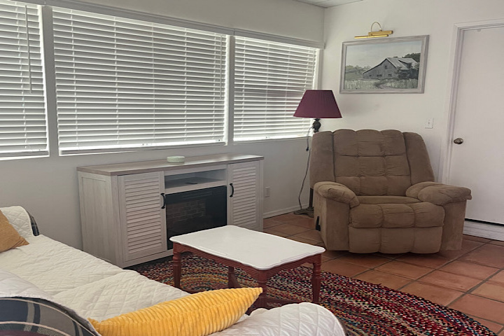 East : 8989 E. Escalate Rd, Tucson, Arizona 85730, 1 Room Rooms,1 BathroomBathrooms,For Sale - Pet,For Sale,E. Escalate,1457