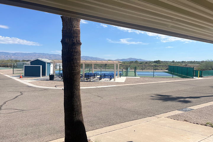 East : 8989 E Escalante RD, Tucson, Arizona 85730, 1 Room Rooms,1 BathroomBathrooms,For Sale - Pet,For Sale,E Escalante ,1457