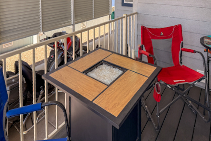 West : 4555 S Mission Rd, Tucson, Arizona 85746, 1 Room Rooms,1 BathroomBathrooms,For Sale - Pet,For Sale,S Mission,1460