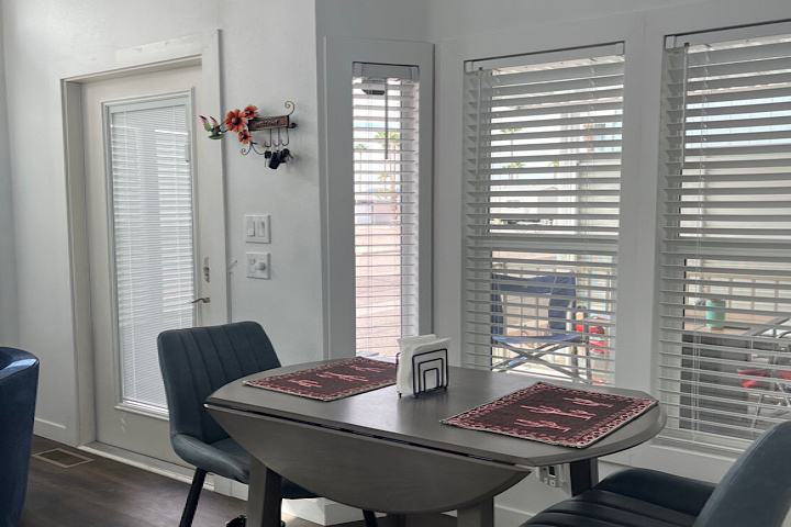 West : 4555 S Mission Rd, Tucson, Arizona 85746, 1 Room Rooms,1 BathroomBathrooms,For Sale - Pet,For Sale,S Mission,1460