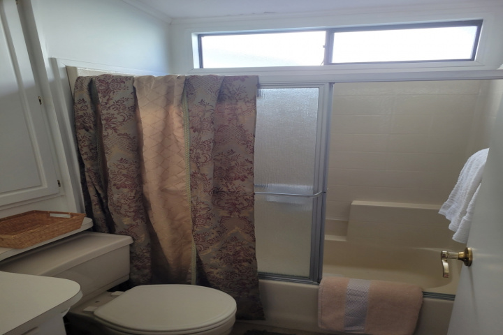 East : 8989 E Escalante RD, Tucson, Arizona 85730, ,1 BathroomBathrooms,For Sale - Pet,For Sale,E Escalante,1466