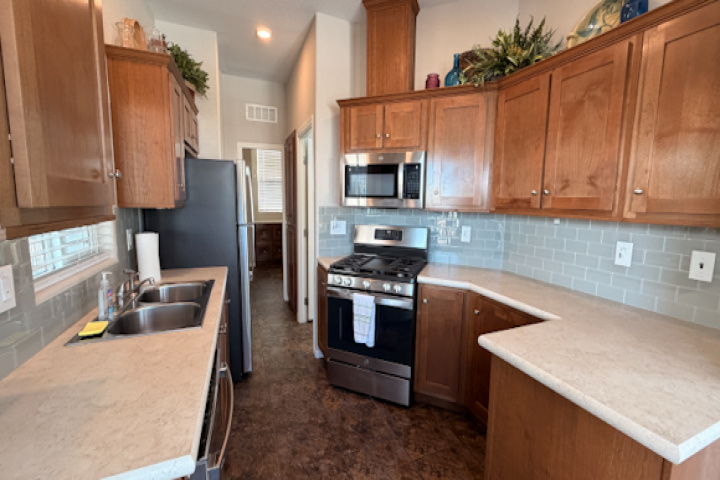 East : 8989 E Escalante RD, Tucson, Arizona 85730, 1 Room Rooms,1 BathroomBathrooms,For Sale - Pet,For Sale,E Escalante,1472