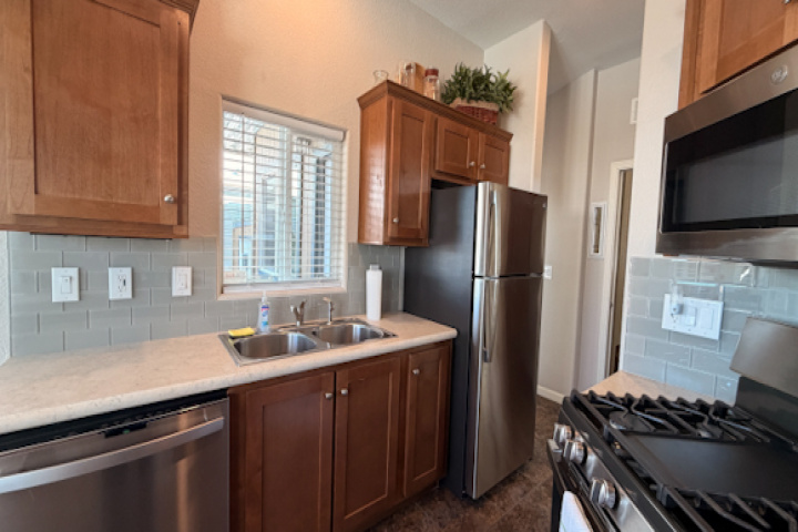 East : 8989 E Escalante RD, Tucson, Arizona 85730, 1 Room Rooms,1 BathroomBathrooms,For Sale - Pet,For Sale,E Escalante,1472