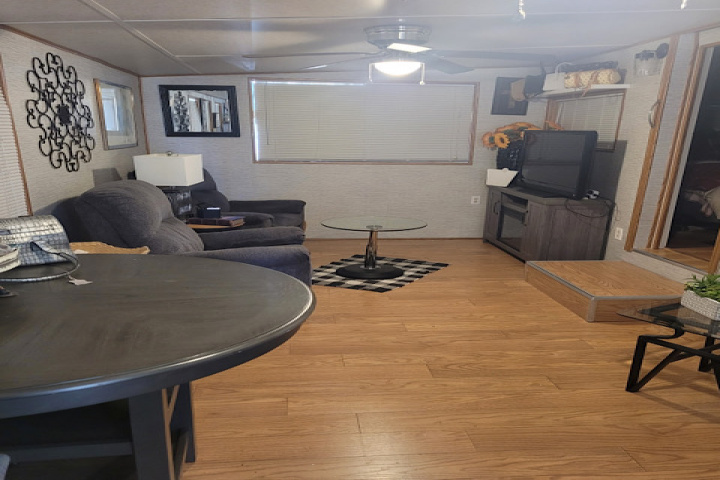 East : 8989 E Escalante Rd RD, Tucson, Arizona 85730, 1 Room Rooms,1 BathroomBathrooms,For Sale - Pet,For Sale,E Escalante Rd,1484