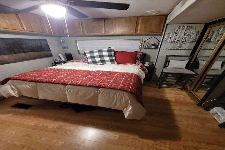 East : 8989 E Escalante Rd RD, Tucson, Arizona 85730, 1 Room Rooms,1 BathroomBathrooms,For Sale - Pet,For Sale,E Escalante Rd,1484