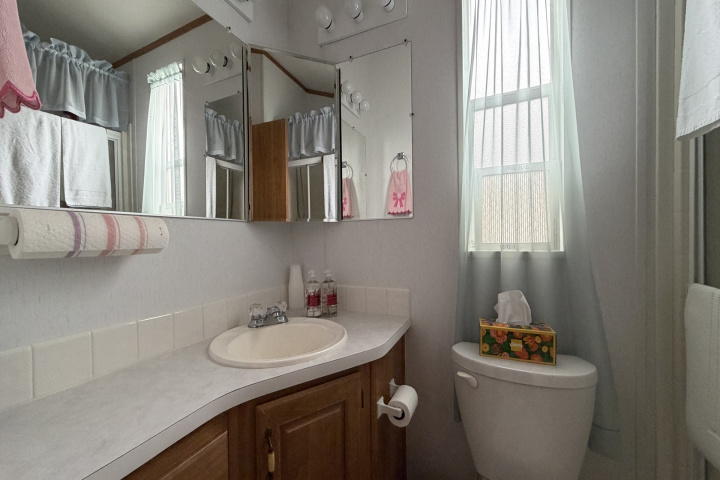 West : 4555 S Mission RD, Tucson, Arizona 85746, 1 Room Rooms,1 BathroomBathrooms,For Sale - Pet,For Sale,S Mission,1525